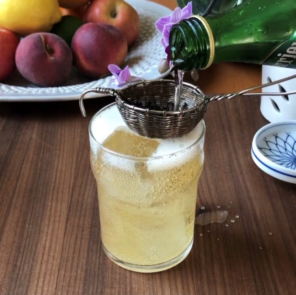 Sparkling Tea Cold Brewed in Seltzer