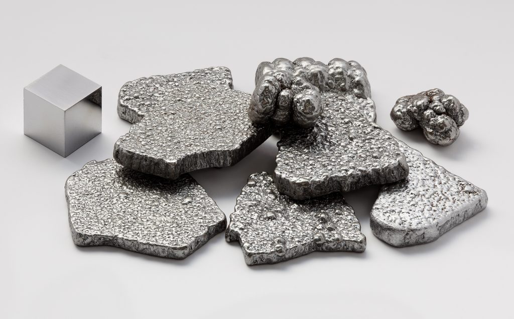 iron: shiny metal with gray coloring
